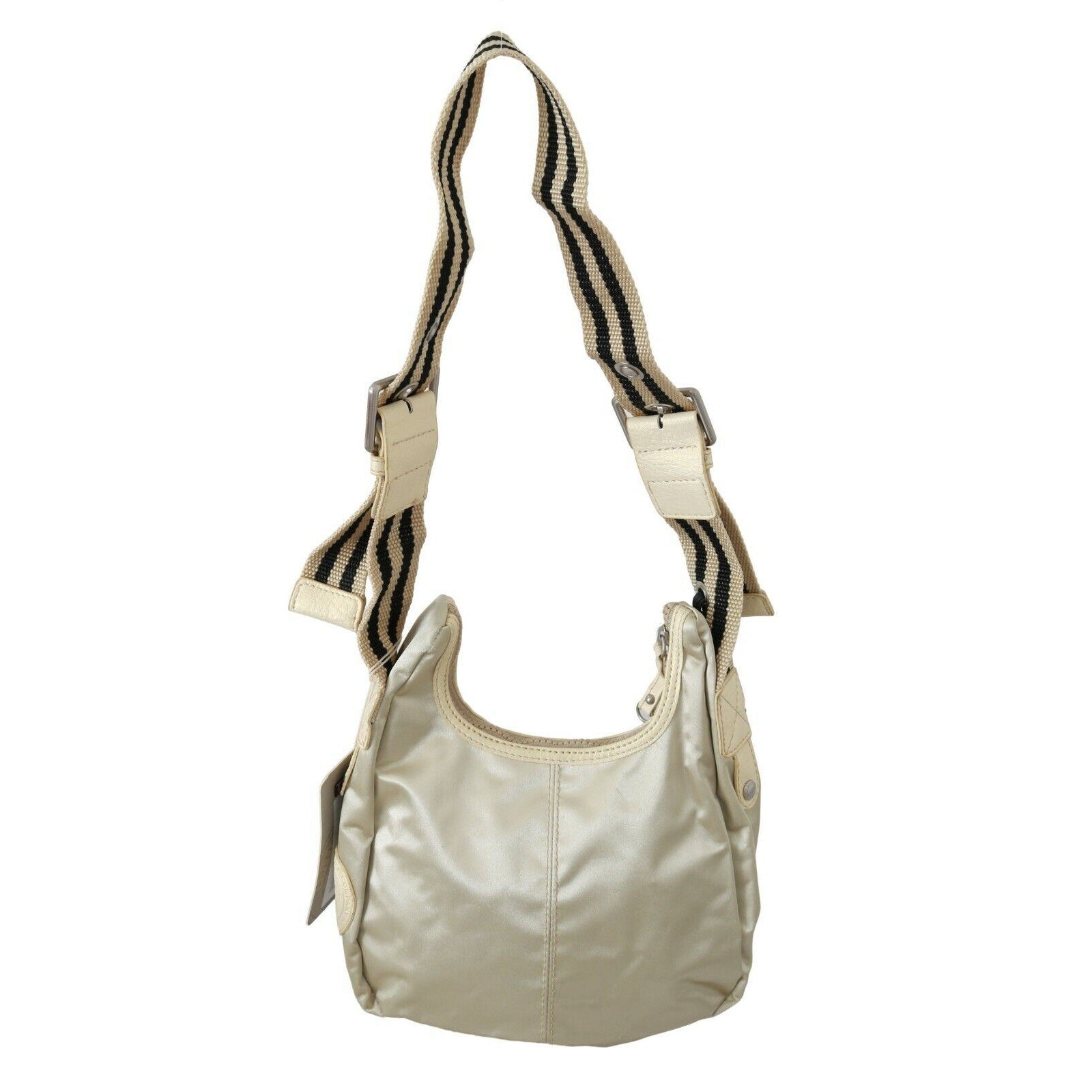 Chic White Fabric Shoulder Bag - Perfect for Any Occasion