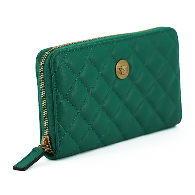 Elegant Quilted Leather Zip Wallet