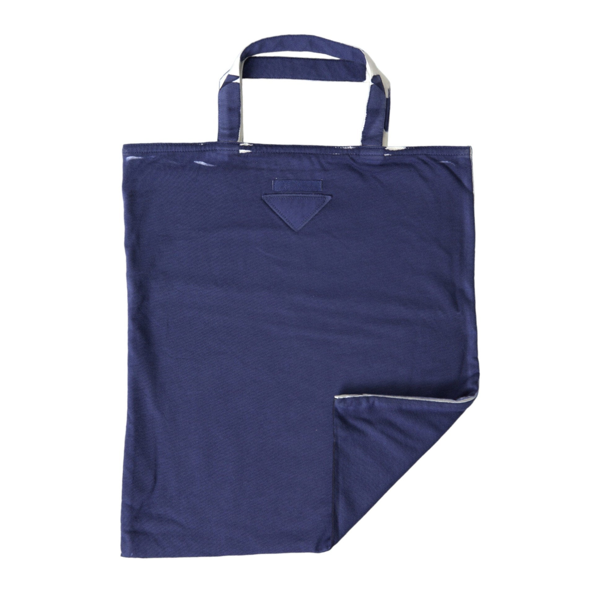 Elegant Blue Tote Bag for Chic Outings